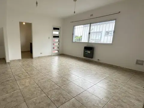 Departamento en venta de 3 ambientes en Ciudad Madero
