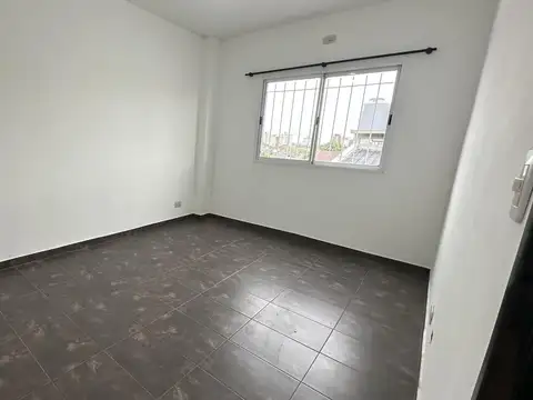 Departamento en venta de 3 ambientes en Ciudad Madero