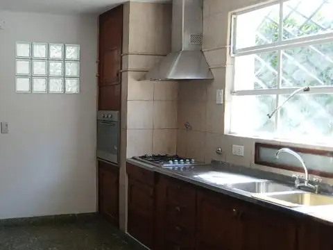 Casa en Alquiler al Noroeste