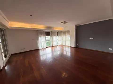 Departamento en Alquiler de 4 ambientes