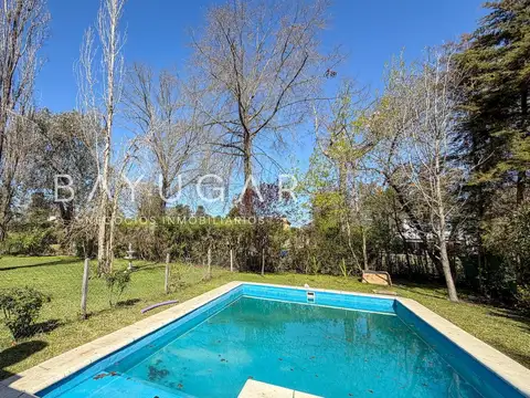 Casa en Venta con 1 cochera