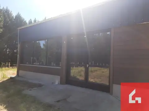 GALPON / LOCAL COMERCIAL EN ALQUILER 100