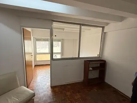 Oficina 2 ambientes con 1 baño