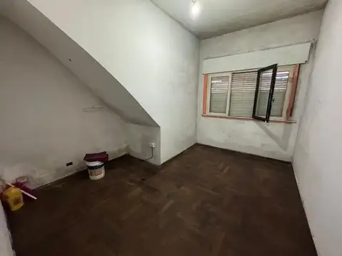 Depto Tipo Casa en Alquiler 40 años