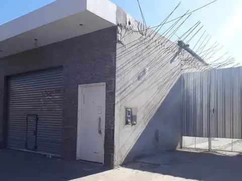 Terreno en Venta en Villa Luzuriaga, USD 270.000