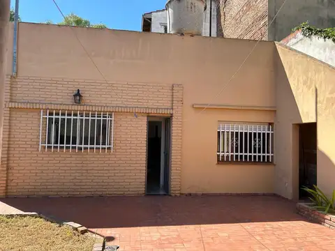 Depto Tipo Casa en Venta en San Justo, USD 110.000