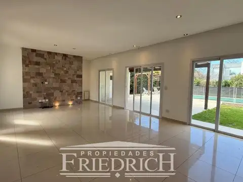Casa en Alquiler en La Cesarina, USD 1.900