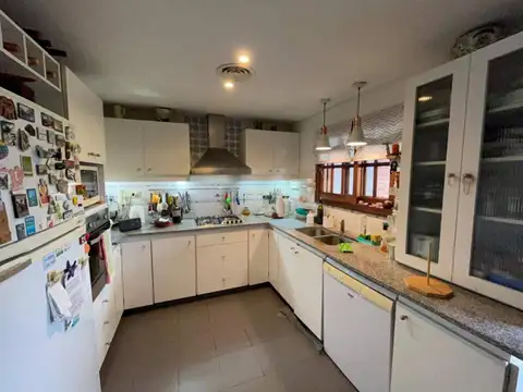 Hermosa casa 5 ambientes en Ciudad Jardin