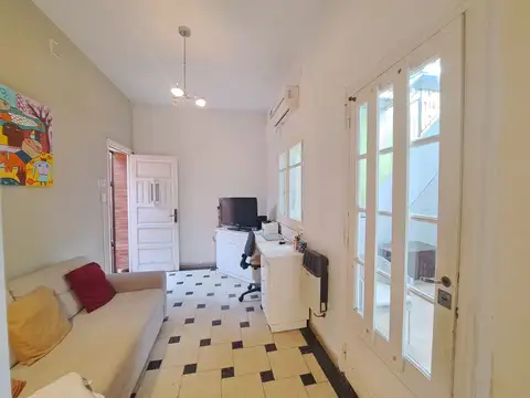 VENTA/PERMUTA Casa 2 dormitorios con patio y terraza. Nuestra Señora de Lourdes, Rosario