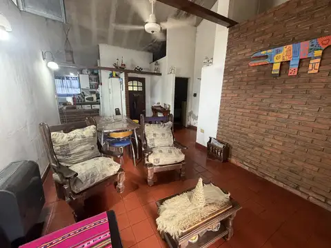 Casa en Venta con 1 cochera