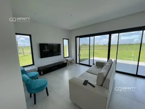 Casa en Alquiler Temporal en San Sebastián, USD 3.500