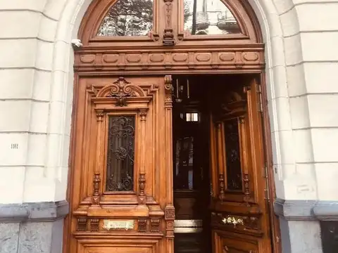 Avenida De Mayo 1100, Piso 5