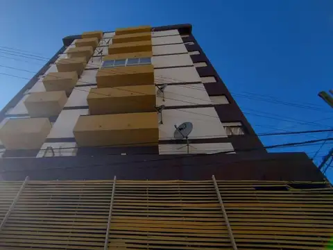 Chiozza e/ Machado y Belgrano