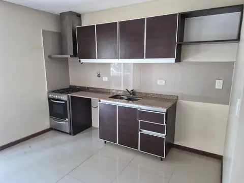 Departamento en Alquiler con 1 cocheras