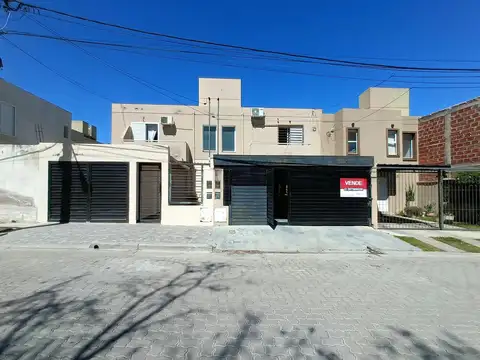 DUPLEX EN GRAND BOURG * CIUDAD DE SALTA *