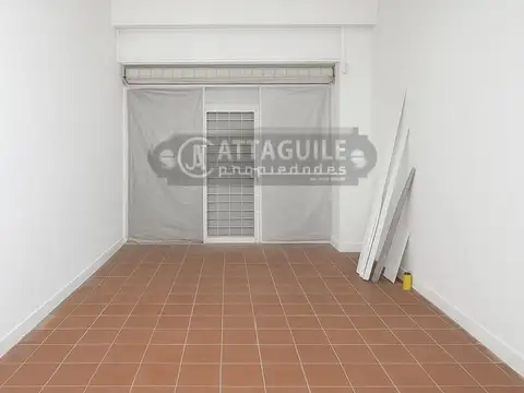 Local - Venta - Argentina, Merlo - ITALIA 900