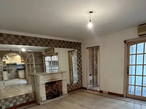 Depto Tipo Casa en Venta de 6 ambientes