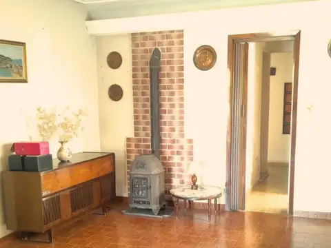 Casa en Venta con 1 cochera