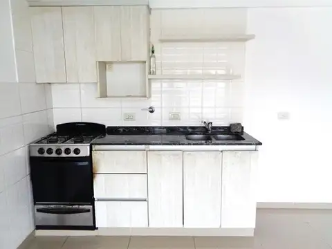 Departamento en Alquiler en Villa Crespo, $ 800.000