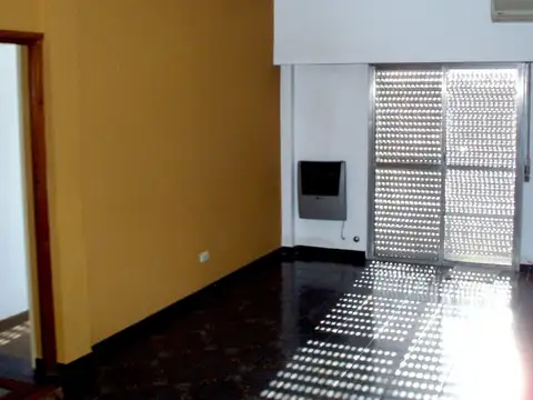 Eugenia Tapia De Cruz 900, Piso 4