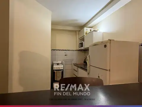 DEPARTAMENTO EN ZONA COMERCIAL APTO CRÉDITO