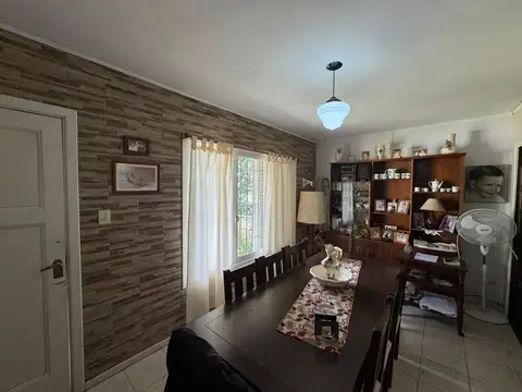 Casa en Venta con 1 cochera