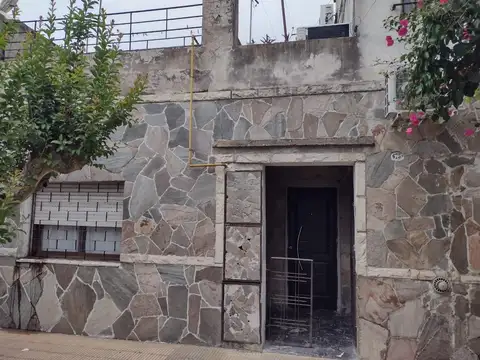 Venta  de PH  de 3 ambientes  en Lomas del Mirador
