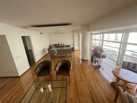 Departamento en Venta con 2 cocheras