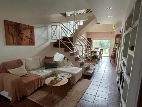 Nuestra señora de la Merced  al 5000