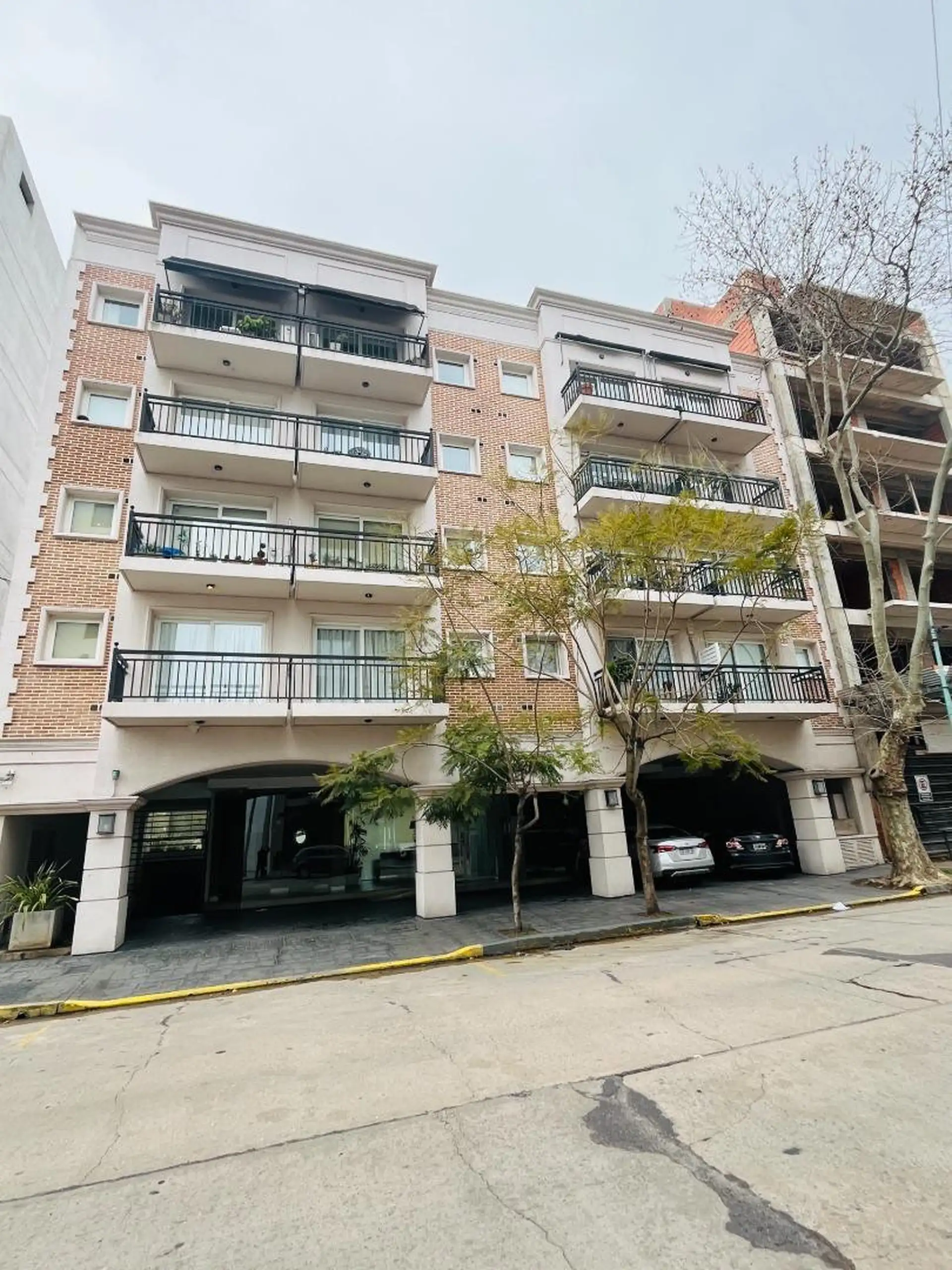 EXCLUSIVO SEMIPISO Z/GUEMES - 3 DORM - 3 COCH - AMENITIES