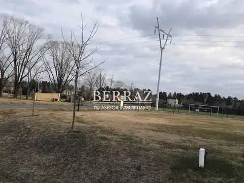 Lote de 882 m2 en venta en barrio Altos de Campo Grande Pilar