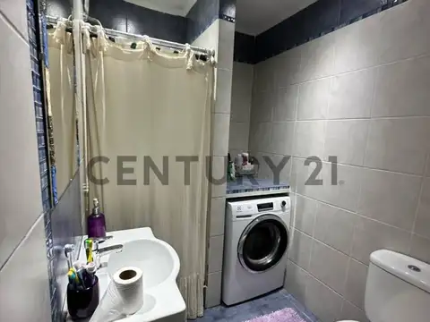 VENTA CASA 4 AMBIENTES CASEROS PARRILLA PILETA