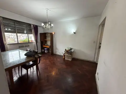DEPARTAMENTO VENTA A RECICLAR 3 AMBIENTES SAN CRISTOBAL