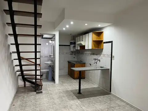 DEPARTAMENTO PH. INDEPENDIENTE - 3 AMBIENTES - EN ALQUILER - HAEDO