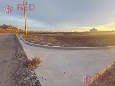 Terreno en Venta 33  mts Fondo
