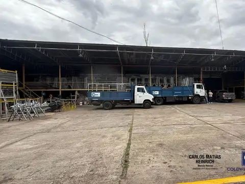 Venta de galpón industrial inmejorable ubicación en Villa Granaderos, San Martín