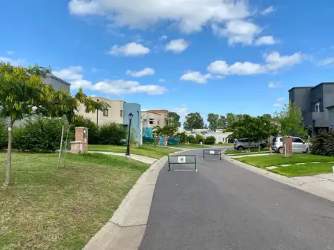 Terreno en Venta en Pilar del Este - Santa Elena, USD 60.000