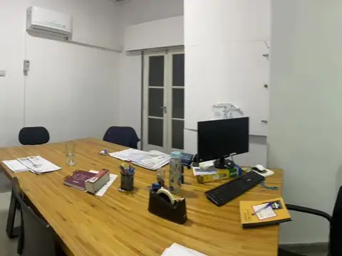SE VENDE OFICINA USO COMERCIAL PLANTA  ALTA EN NUEVA CORDOBA
