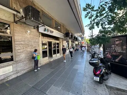 Cabildo  al 900