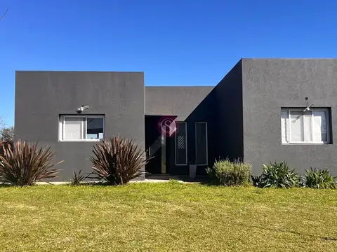 Casa  en venta en San Alfonso, Pilar del Este, Pilar