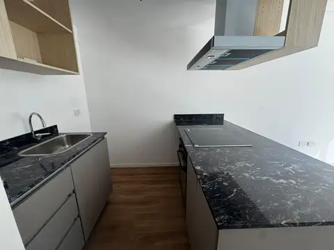 Departamento en Alquiler con 1 cocheras