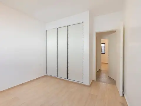 Depto Tipo Casa en Venta en La Plata, USD 129.000