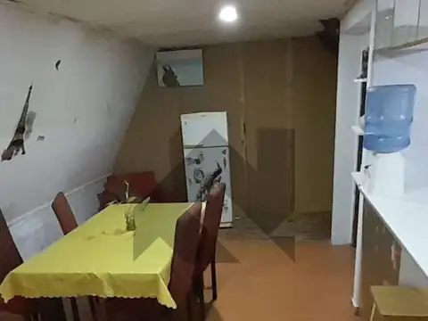 SE VENDE O PERMUTA CASA ALPINA. COLÓN.