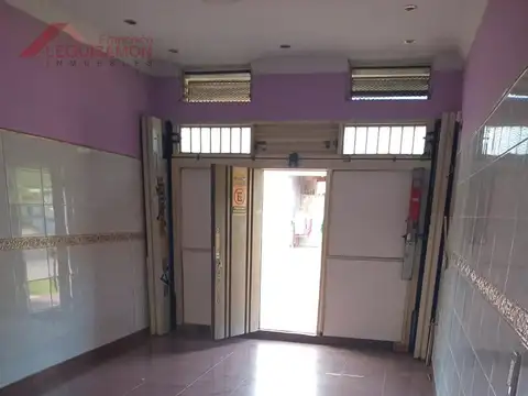 3 LOCALES EN VENTA – HAEDO NORTE – EN ESQUINA – LOTE 220 m² – IDEAL DESARROLLO