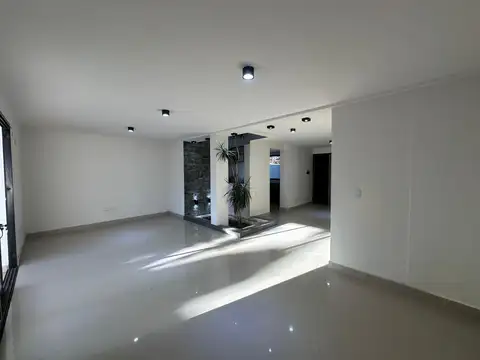 Casa en Alquiler en Córdoba, $ 1.690.000