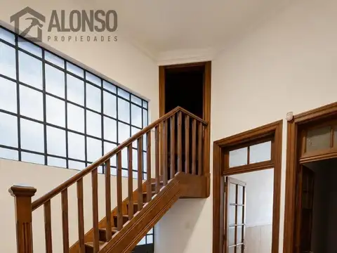 Casa en Alquiler en Lanus Oeste, $ 2.300.000