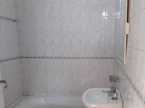 Manuela Pedraza 2968 100