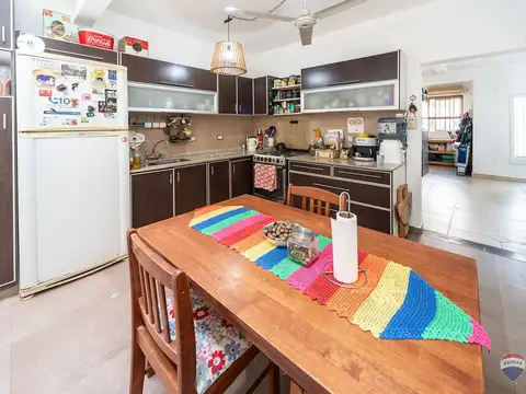 VENTA PH EN OLIVOS 4 AMB. PATIO CON PARRILLA