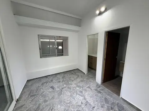 Local en Venta 40 años