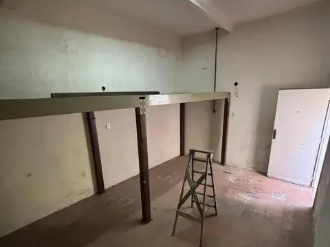 Hipolito Yrigoyen al 7000